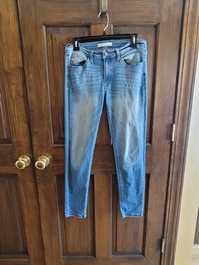 KanCan Sz 8 Light Blue Denim Jeans with Contrast Stitching